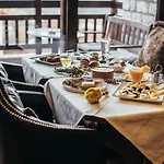 Selestina Boutique Hotel 3*